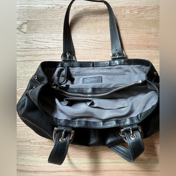 Authentic COACH Soho Large Black Pleated Tote / Shoulder Bag - Picture 5 of 13